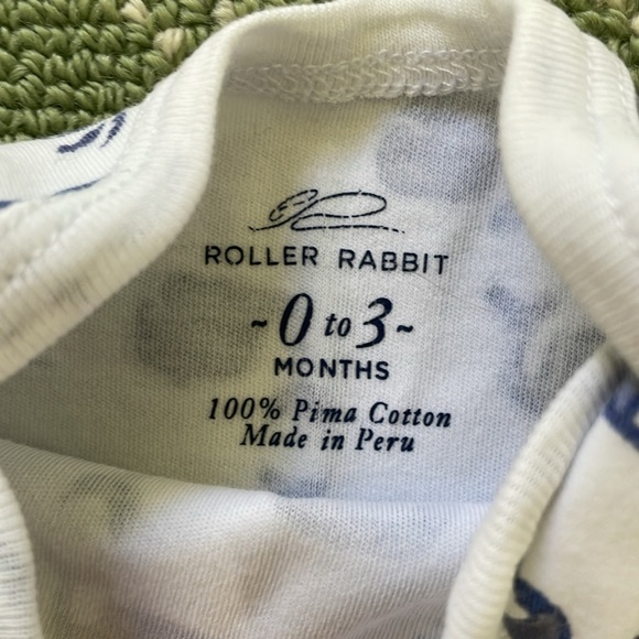Roller Rabbit Moby Baby Set - Picture 2 of 2